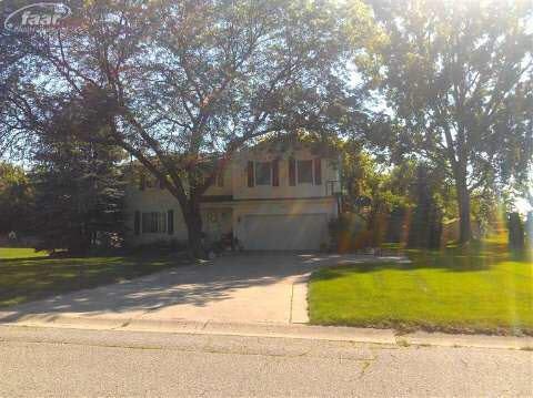 1099 Stonehenge Rd, Flint, MI 48532 - photo 1