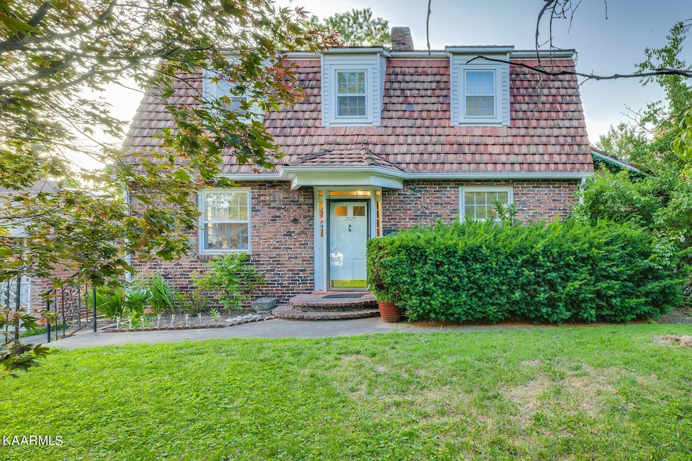 Sold $325,000 • Co-Listing Agent