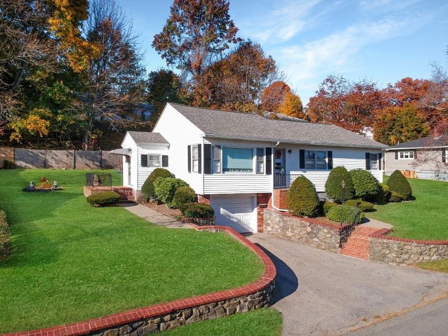 7 Magnolia Rd, Methuen, MA 01844 - photo 1