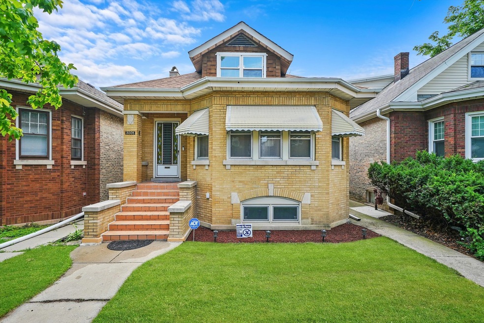 3005 N Luna Ave, Chicago, IL 60641 - photo 1