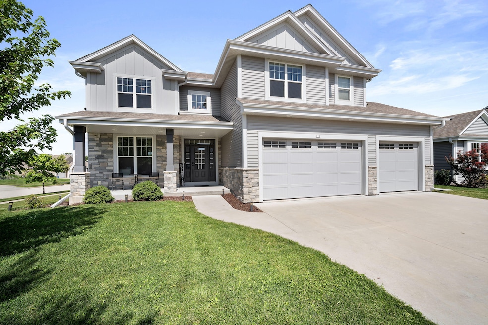 213 Reeds - Front Ext