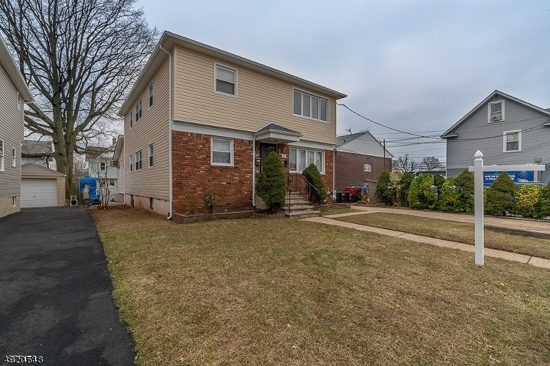 110 Amsterdam Ave, Roselle, NJ 07203 - photo 1