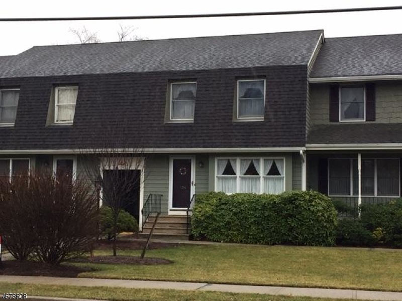 134 Lincoln Park Rd, Pequannock, NJ 07440 - photo 1