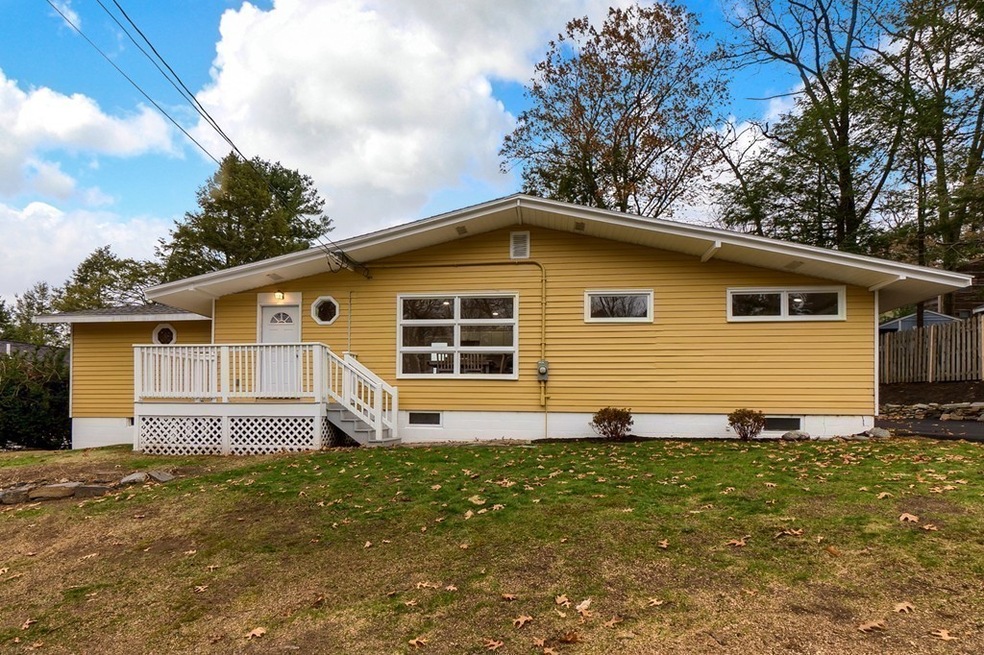 21 3rd St, Amesbury, MA 01913 - photo 1