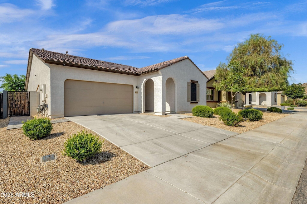 2-web-or-mls-4595-w-foldwing-dr