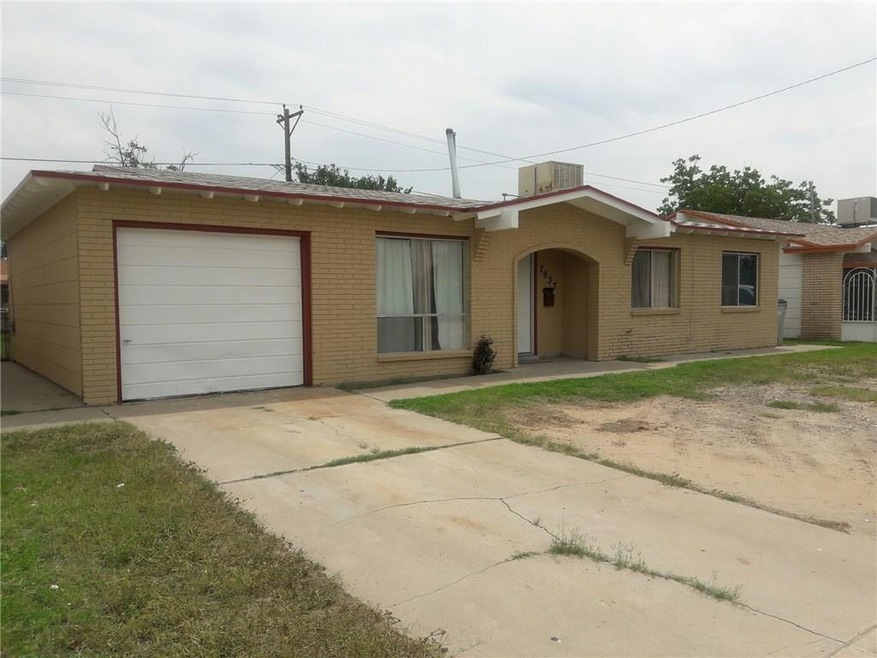 7937 Broadway Dr, El Paso, TX 79915 - photo 1