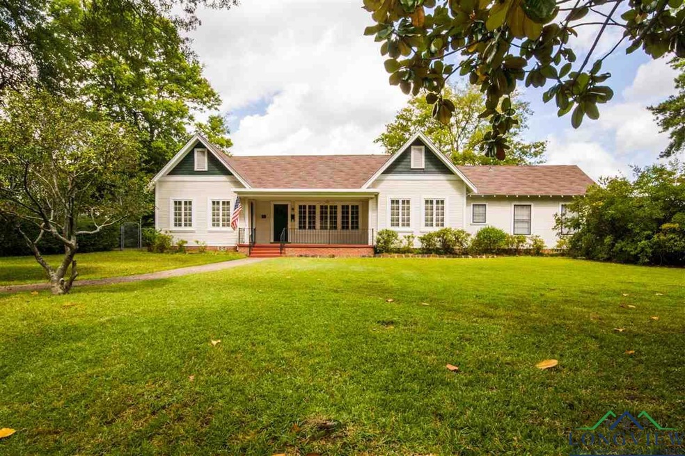 820 Stuckey Dr, Longview, TX 75601 - photo 1