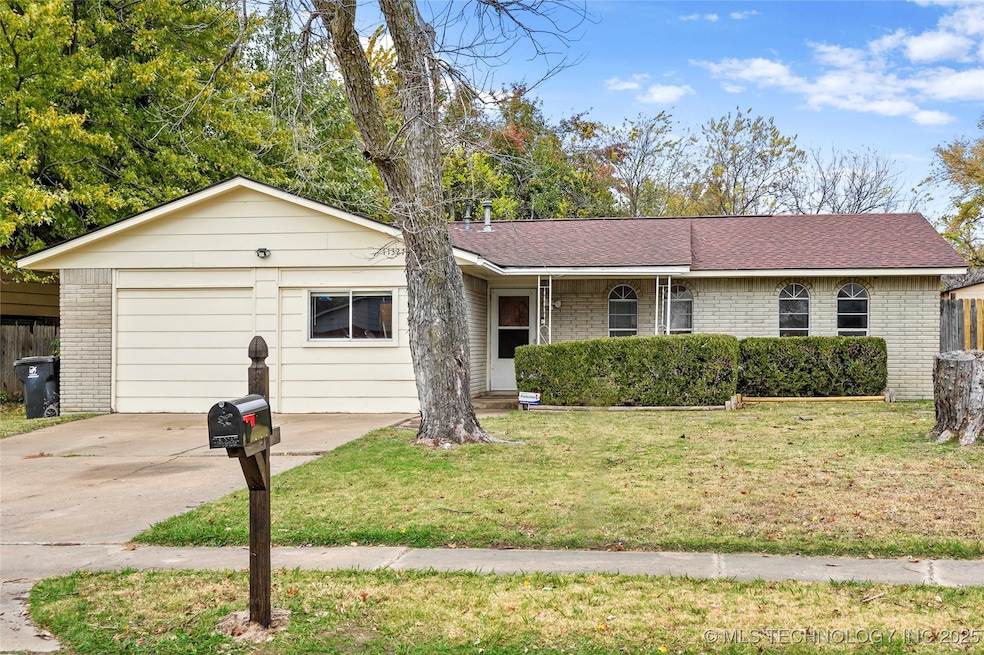 11327 E 63rd St, Broken Arrow, OK 74012 - photo 1