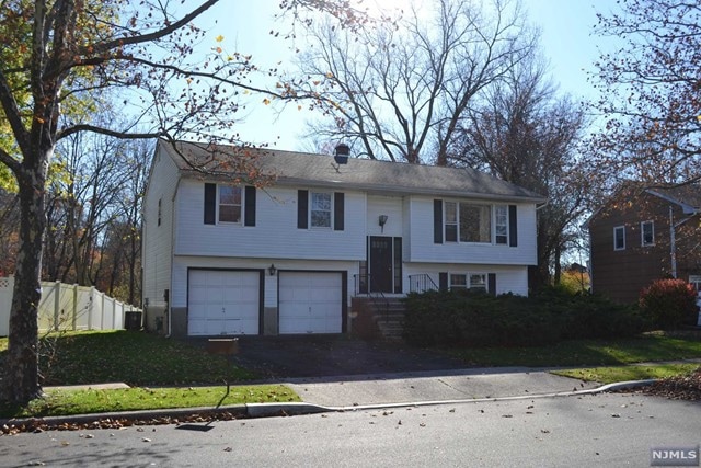 Sold $411,000 • Co-Listing Agent