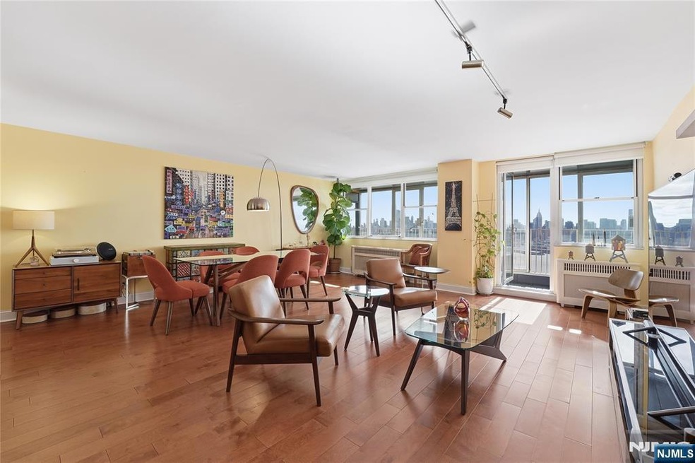 Riviera Towers unit 32E, West New York, NJ 07093 - photo 1