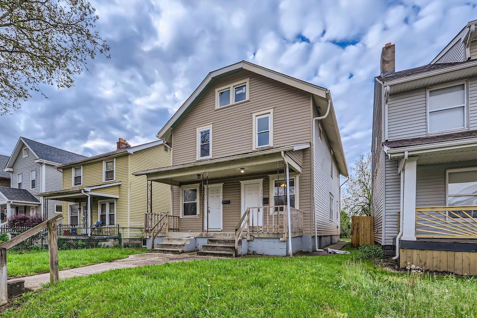 773 E 3rd Ave - Web Quality - 001 - 02 E