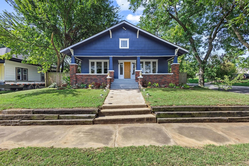 For Sale $225,000 • Co-Listing Agent