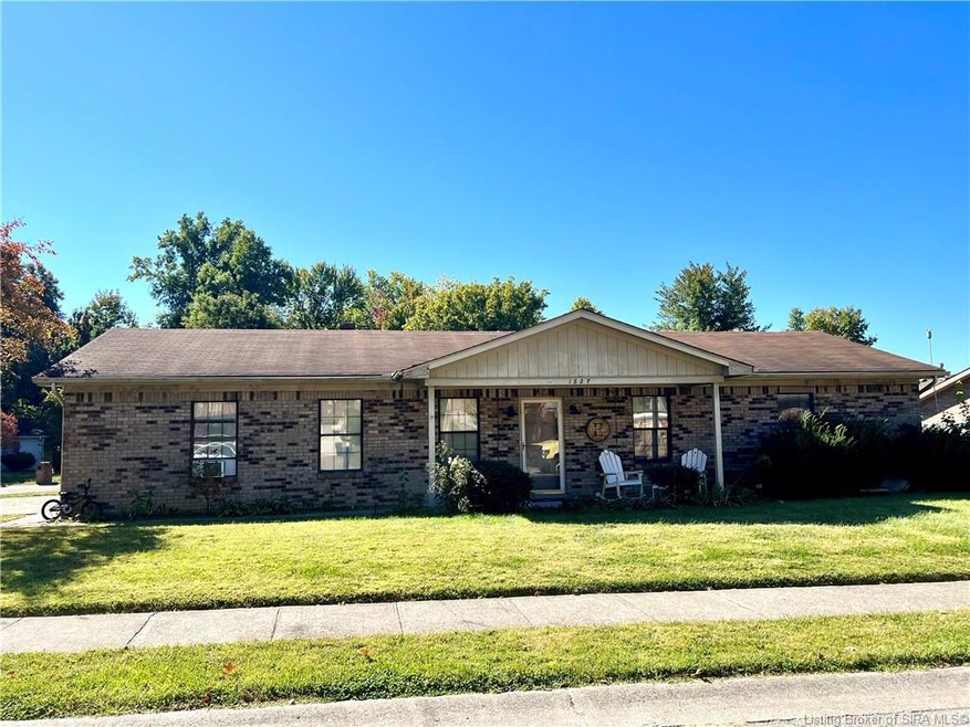 1827 Rita Dr, New Albany, IN 47150 - photo 1