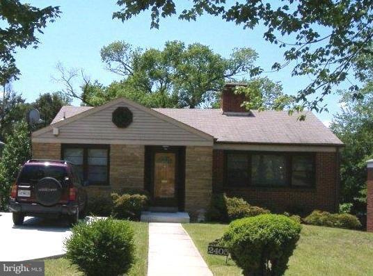 2405 Metzerott Rd, Adelphi, MD 20783 - photo 1