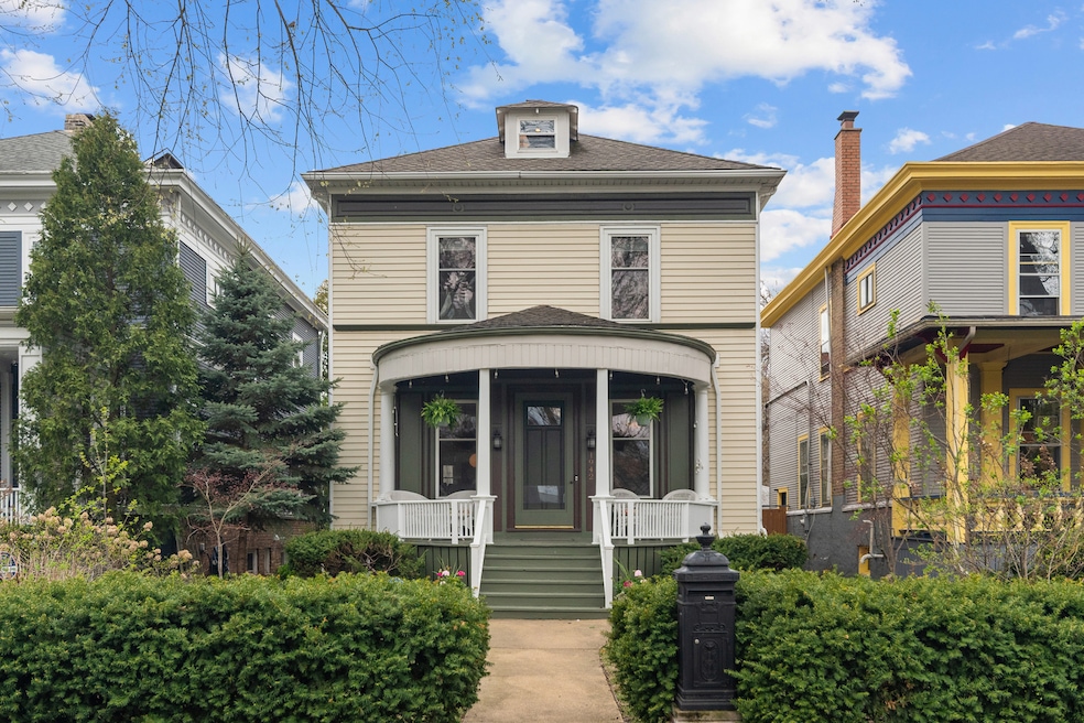 Sold $1,200,000 • Co-Listing Agent