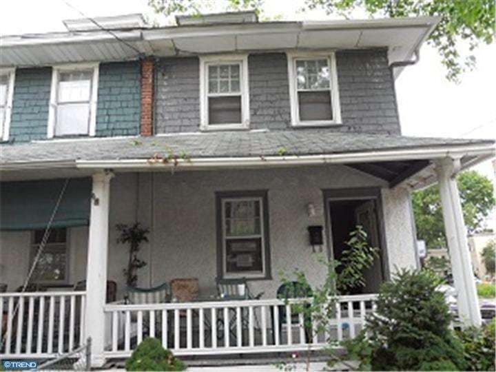 113 Sharon Ave, Darby, PA 19023 - photo 1
