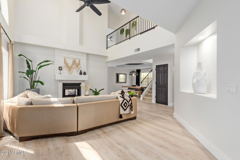 1001 E Griswold Rd unit 20, Phoenix, AZ 85020 - photo 1