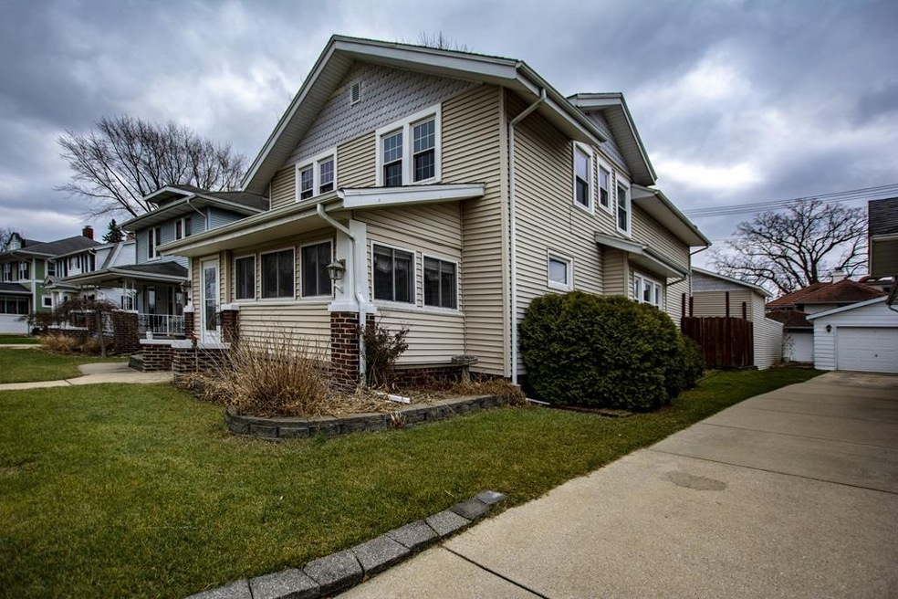 Home is located in a parkway that is close to the 