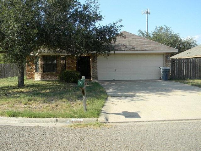 1821 Gloria Ann Dr unit 20, Edinburg, TX 78539 - photo 1