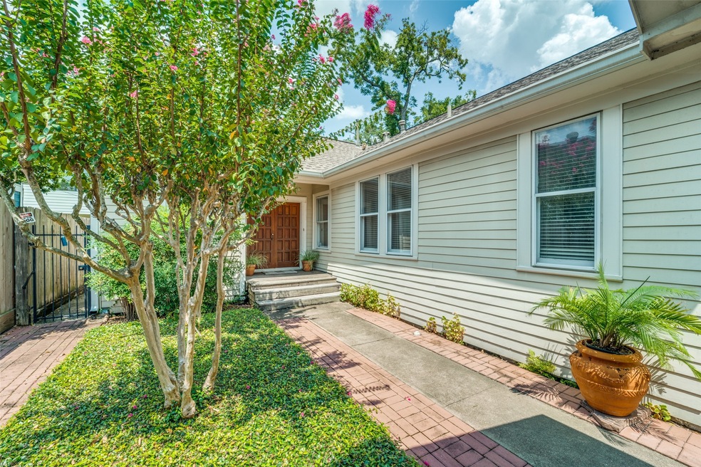 829 Tulane St, Houston, TX 77007 - photo 1