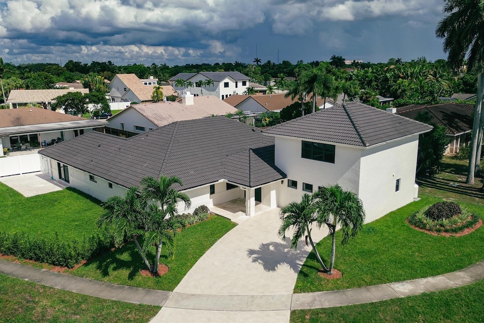 7033 San Sebastian Cir, Boca Raton, FL 33433 - photo 1