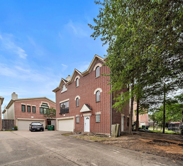 For Rent $2,150/month • Co-Listing Agent