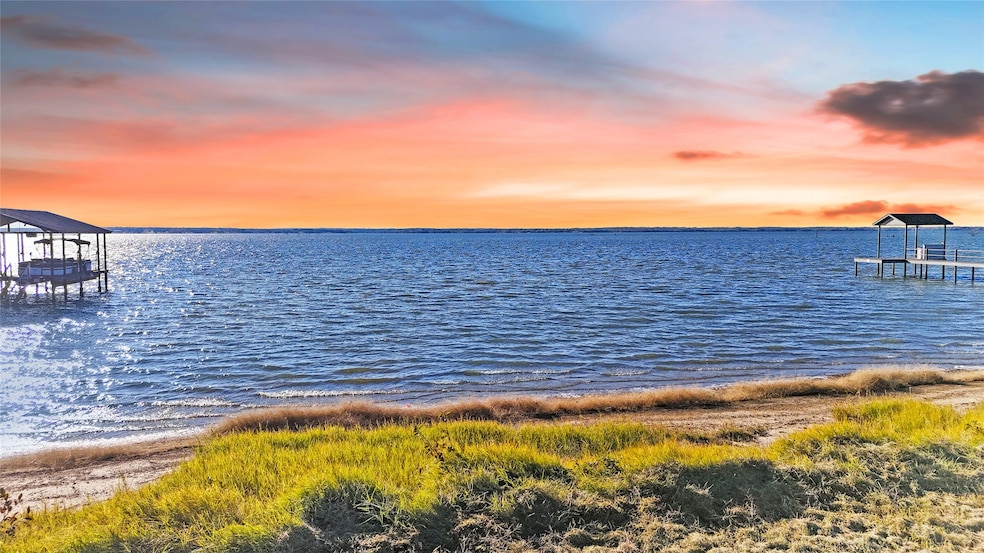 For Sale $299,000 • Co-Listing Agent