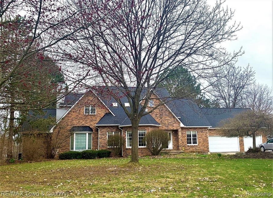 1380 Highland Meadows, Flint, MI 48532 - photo 1