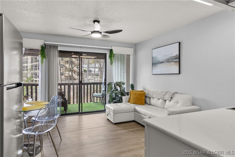 One bedroom condo at Southwood Shores in Lake Ozar