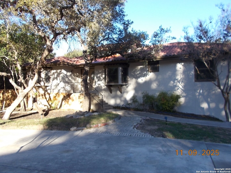 1247 Abbotsbury, Universal City, TX 78148 - photo 1