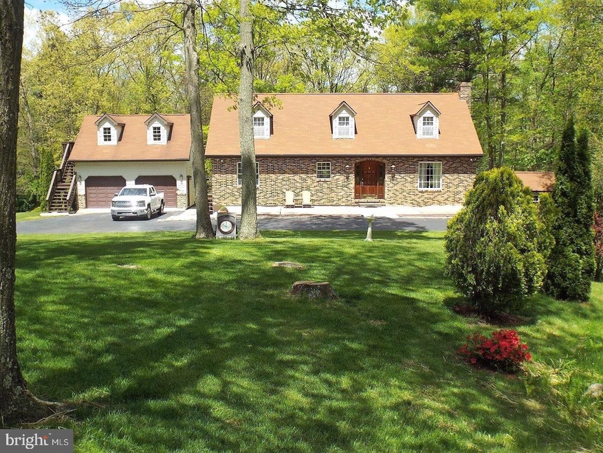 643 Airport Rd, Ashland, PA 17921 - photo 1