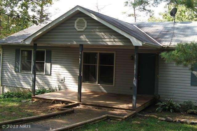 195 Sassafras Ln, Gerrardstown, WV 25420 - photo 1