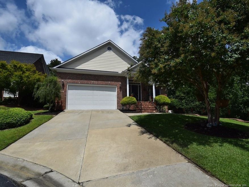 129 Sevenoaks Ct, Fayetteville, NC 28303 - photo 1