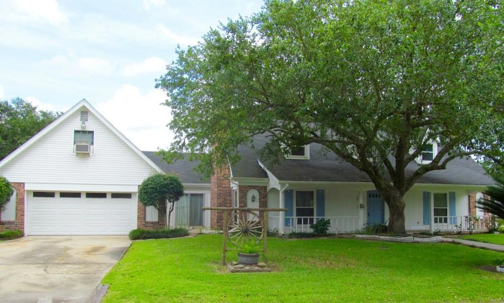 100 Camborne Ln, Slidell, LA 70461 - photo 1