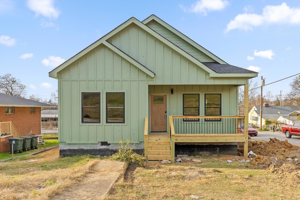 925 N Chamberlain Ave, Chattanooga, TN 37406 - photo 1