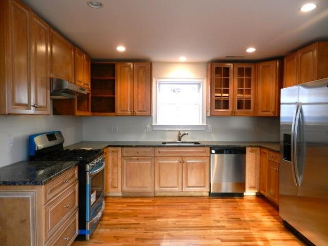 186 Highview Ave unit back, Stamford, CT 06907 - photo 1