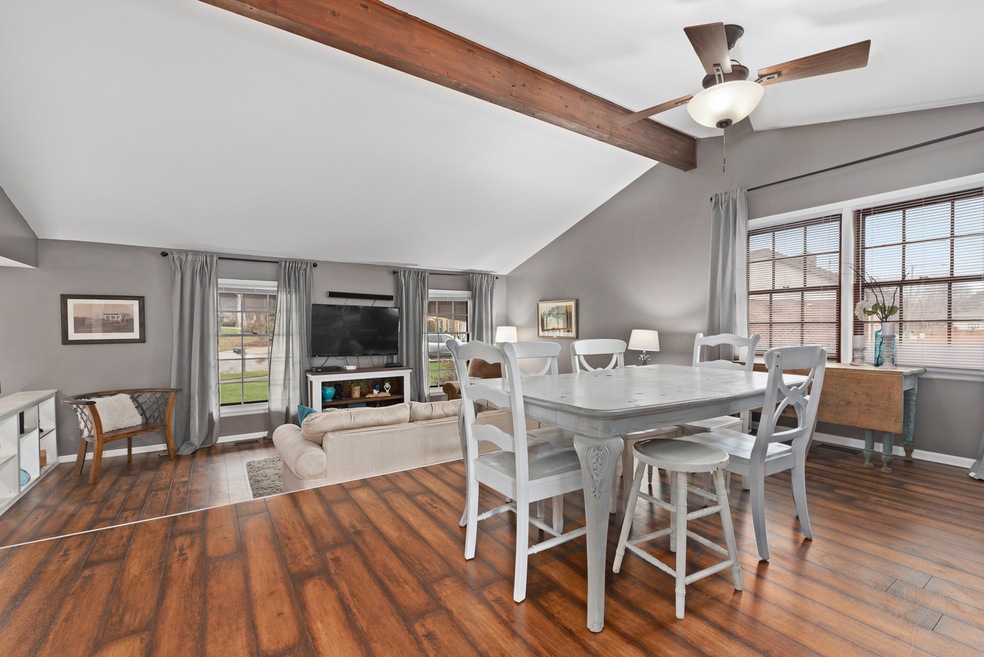 2 Ottawa Ct, Naperville, IL 60563 - photo 1