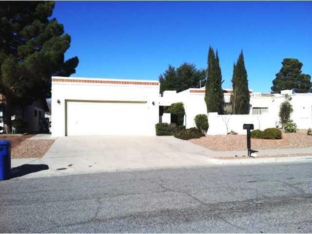 1757 Villa Santos Cir, El Paso, TX 79935 - photo 1