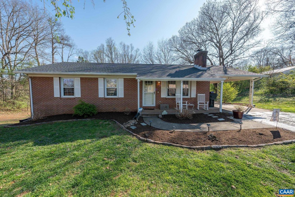 693 Country Green Rd, Charlottesville, VA 22903 - photo 1