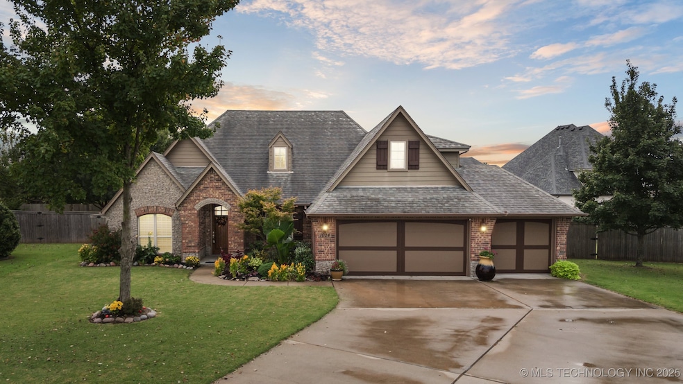 1024 S Joshua Ave, Broken Arrow, OK 74012 - photo 1