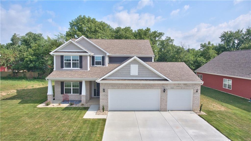 126 Mission Terrace Dr, Whiteland, IN 46184 - photo 1