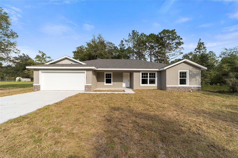 unlisted-address, Dunnellon, FL 34431 - photo 1