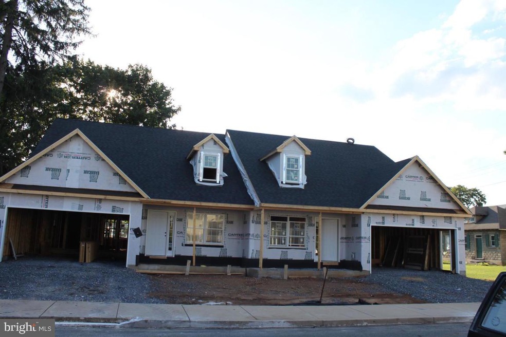 17 N Jacob St, Mount Joy, PA 17552 - photo 1