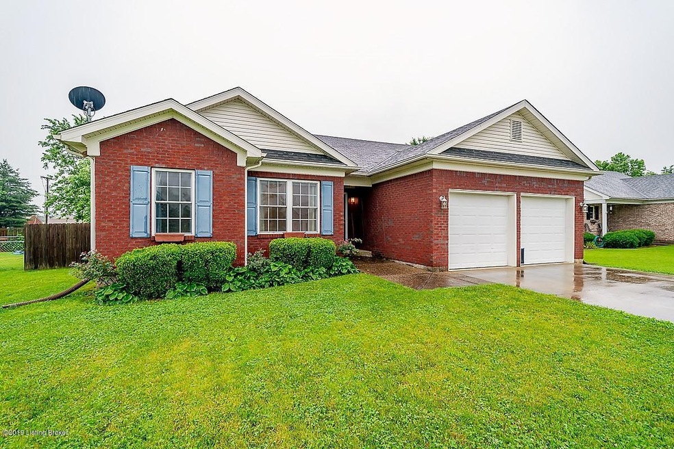 475 Forest Ridge Dr, Mount Washington, KY 40047 - photo 1