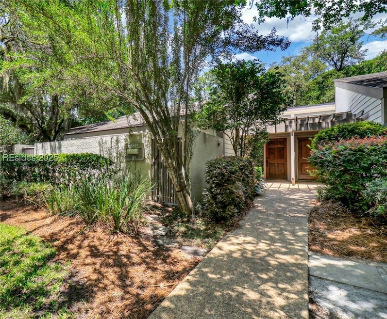 15 Calibogue Cay Rd unit 391, Hilton Head Island, SC 29928 - photo 1