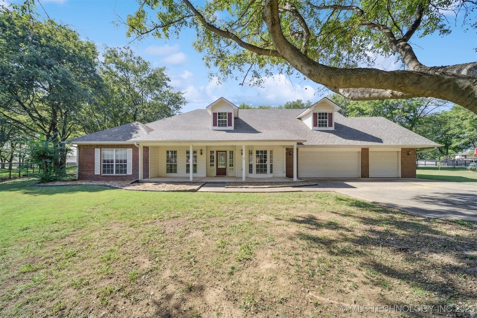 15818 E 77th St N, Owasso, OK 74055 - photo 1