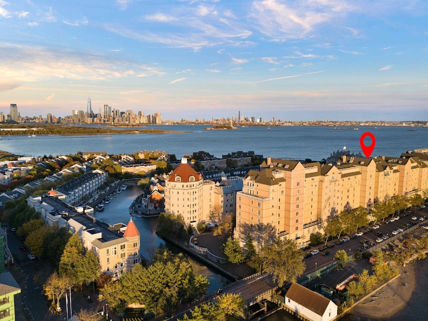 Port Liberté
Port Liberté unit 31, Jersey City, NJ 07305 - photo 1