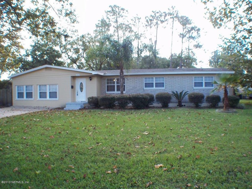 2133 Belinda Cir, Jacksonville, FL 32216 - photo 1