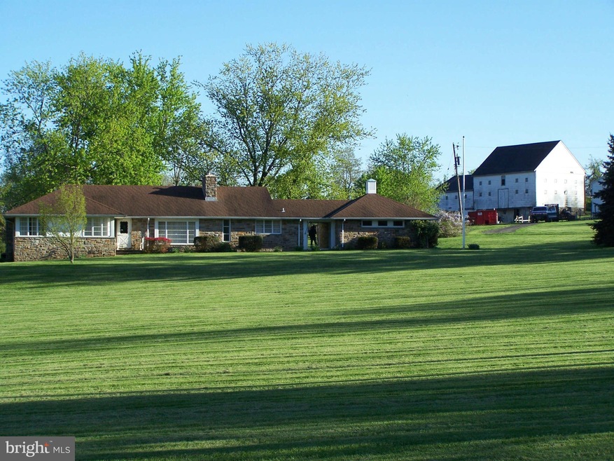 3117 Rices Ln, Windsor Mill, MD 21244 - photo 1