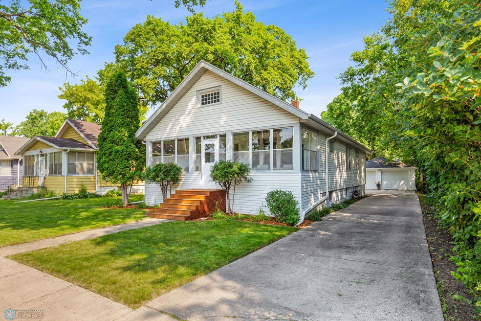 1515 7th Ave S, Fargo, ND 58103 - photo 1